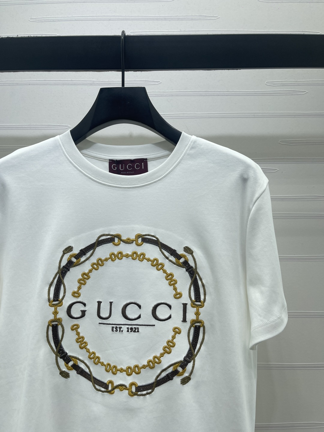 Women's short sleeves